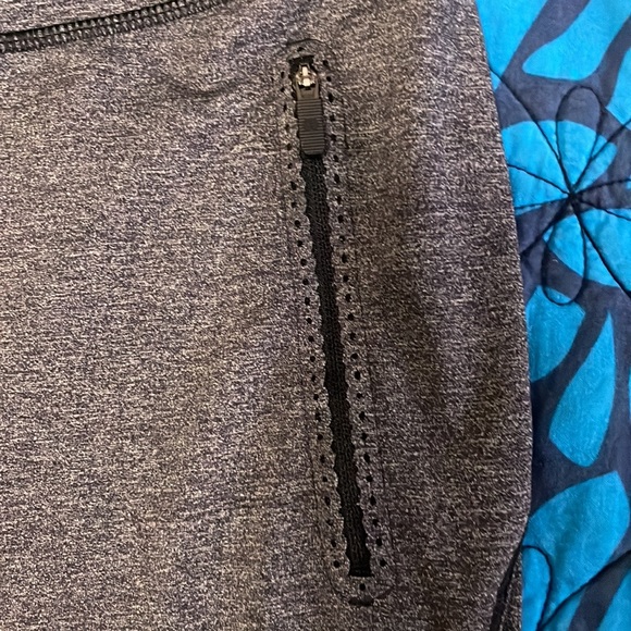 Lululemon pants - size 8 VGUC - Picture 3 of 8